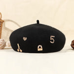 Béret Noir Chic en Acrylique pour Femme - Vignette | univers-beret